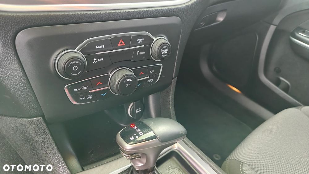 Dodge Charger 3.6 GT - 23