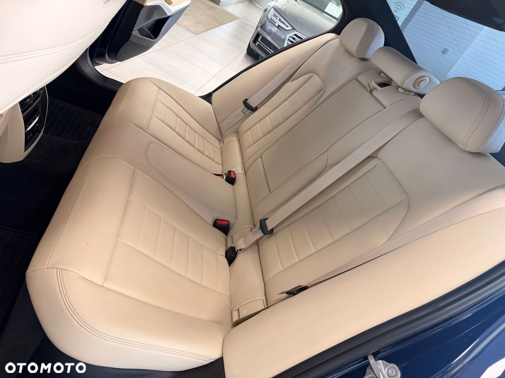 BMW Seria 3 - 24