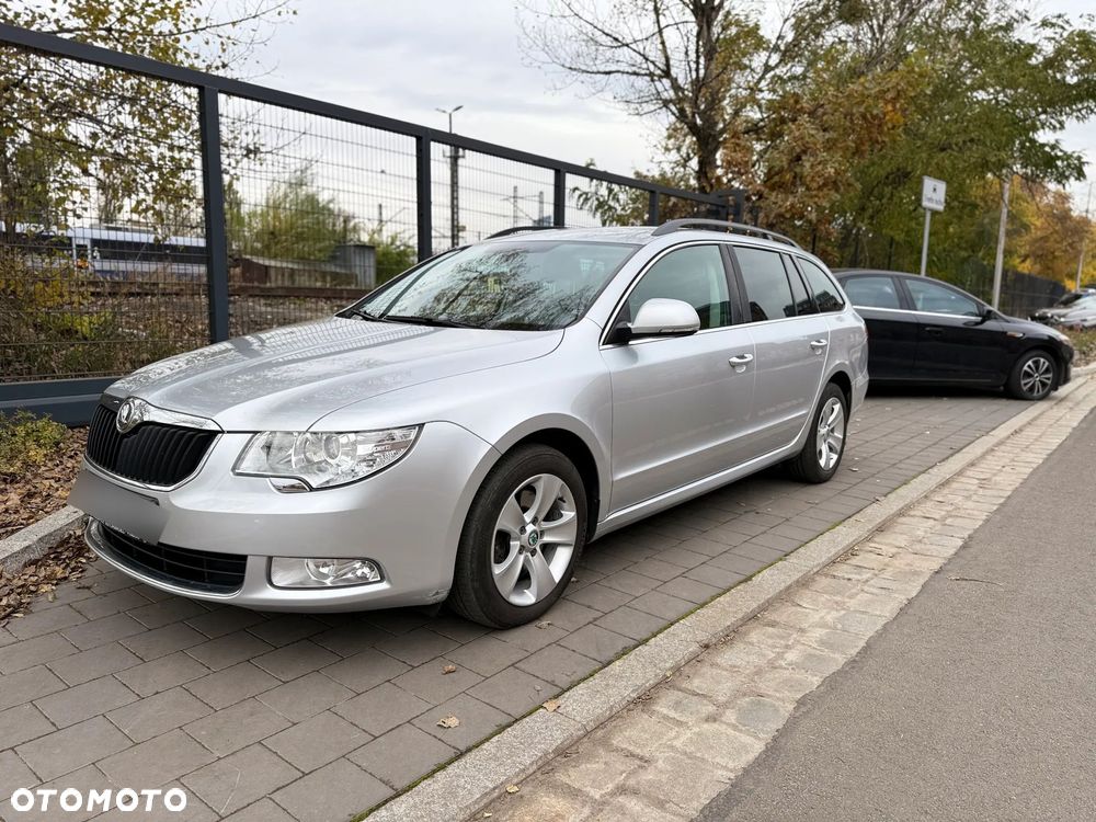 Skoda Superb 2.0 TDI Comfort DSG - 22