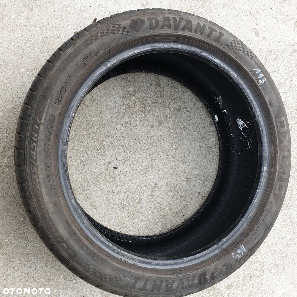 OPONA DAVANTI 225/45R17 - 1