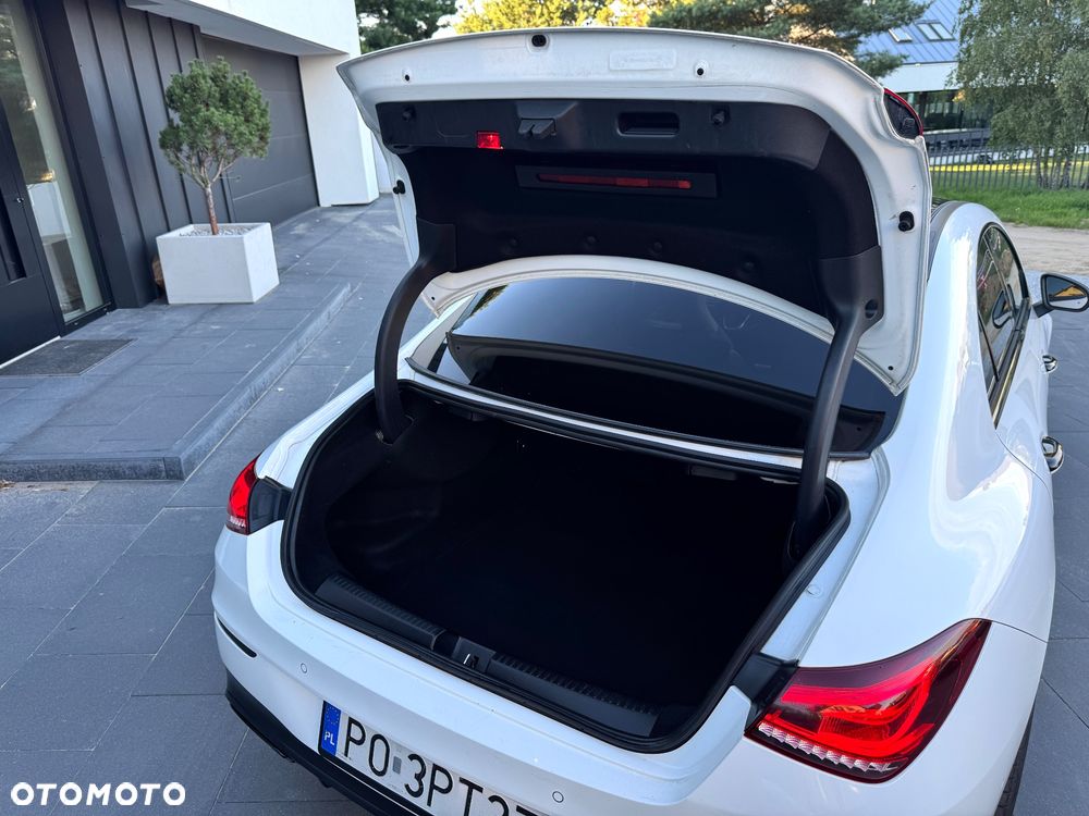 Mercedes-Benz CLA 200 AMG Line 7G-DCT - 13