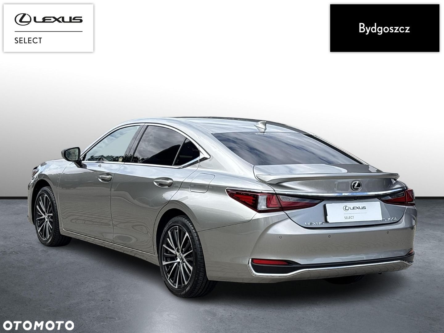 Lexus ES - 4