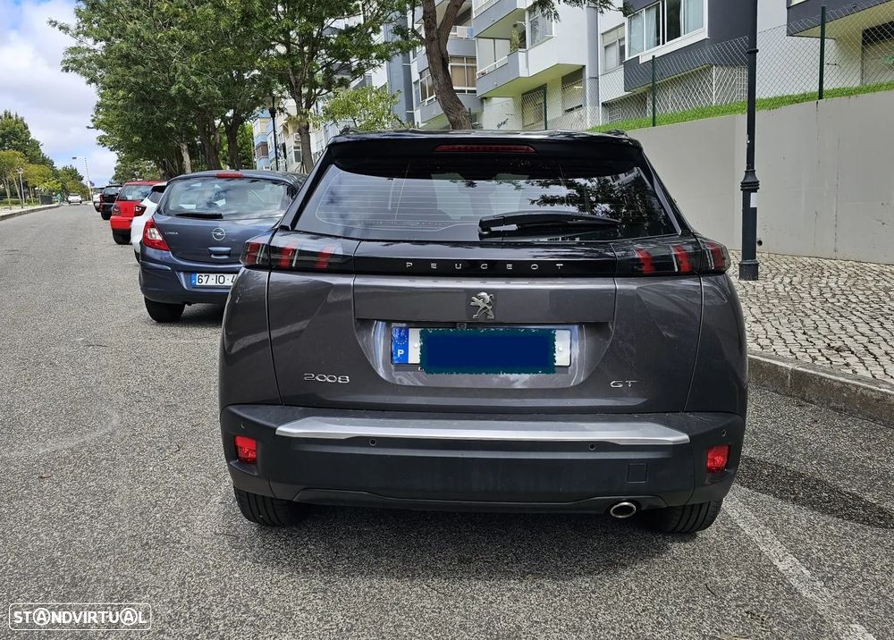 Peugeot 2008 - 4