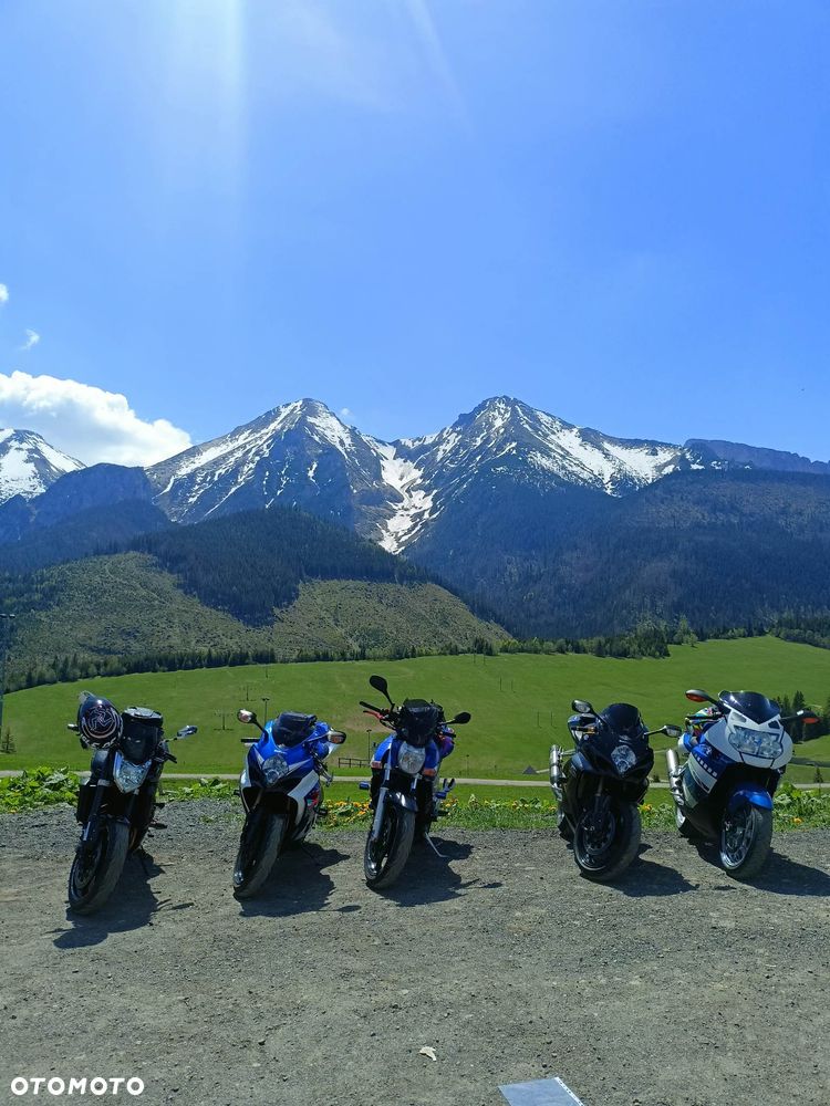 Suzuki GSX-R - 30