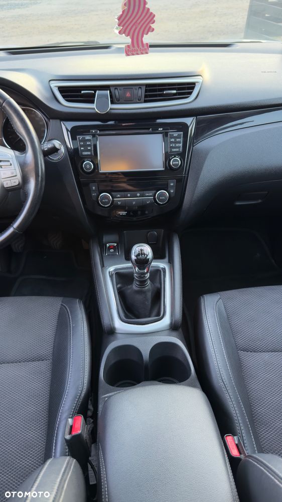 Nissan Qashqai - 10