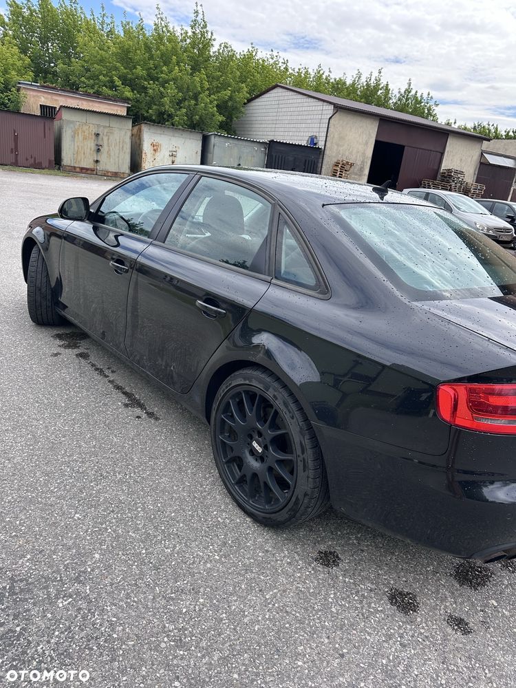 Audi A4 Limousine - 2