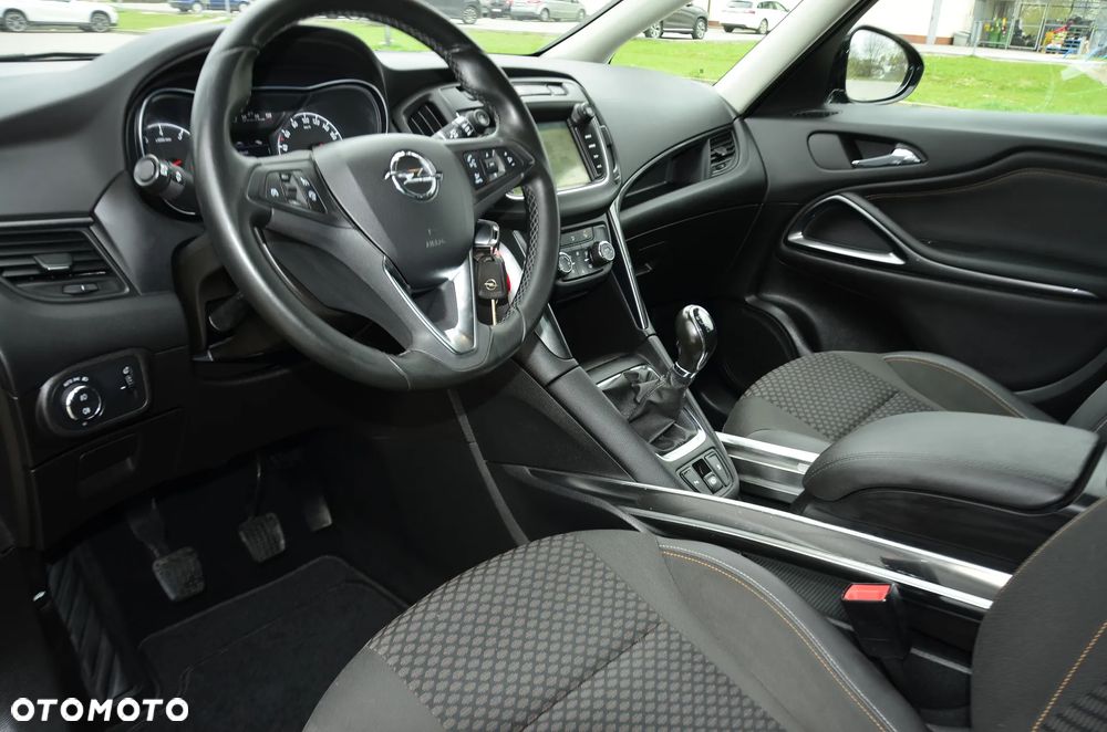 Opel Zafira 1.4 T Cosmo EU6 - 22