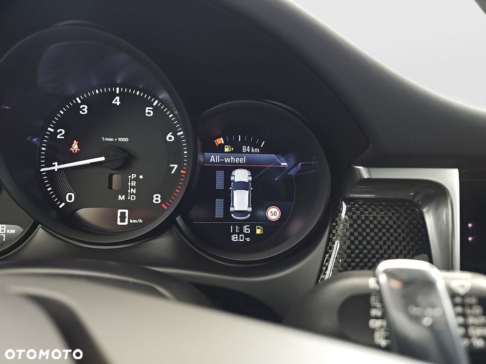 Porsche Macan Standard - 21