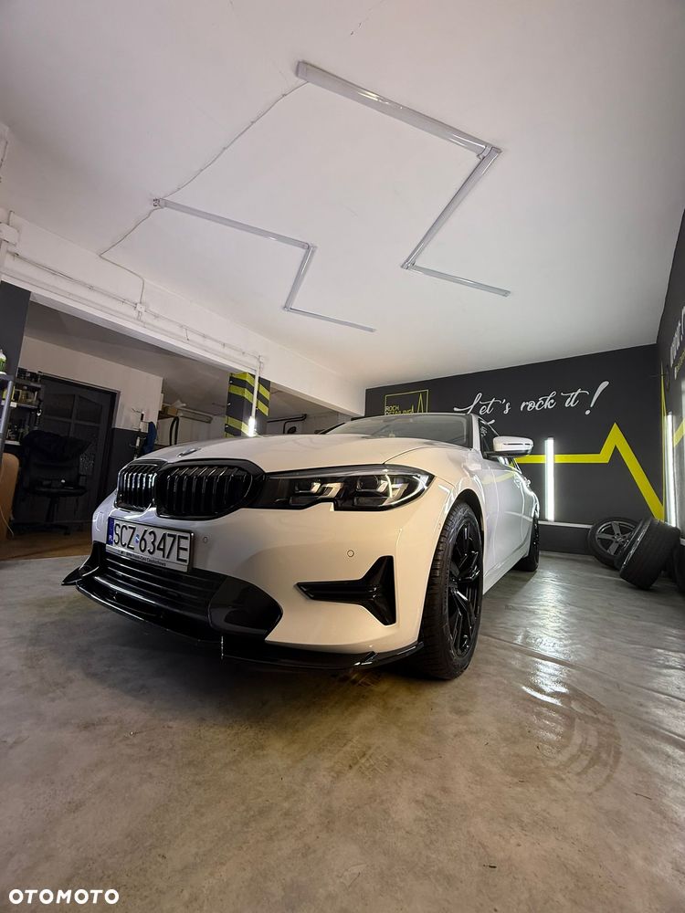 BMW Seria 3 318d MHEV Sport Line - 10