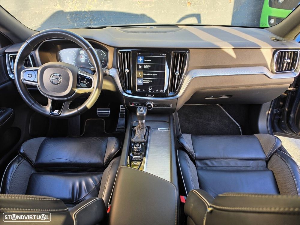Volvo V60 2.0 D4 R-Design Momentum Geartronic - 12