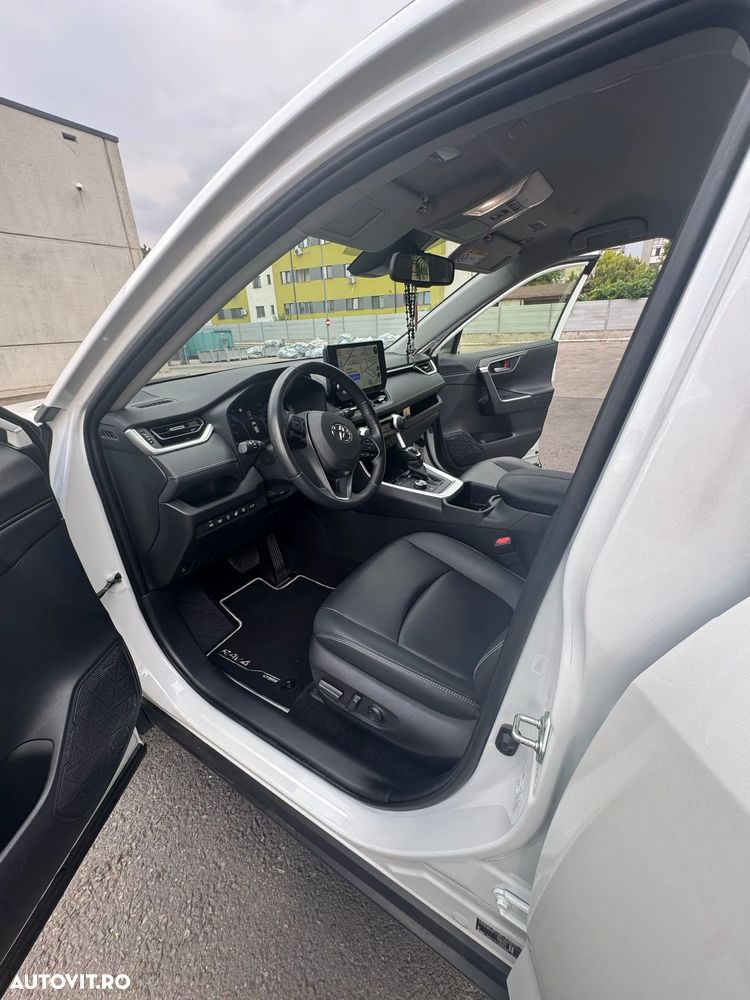 Toyota RAV4 2.5 VVT-iE 4x4 Luxury - 8