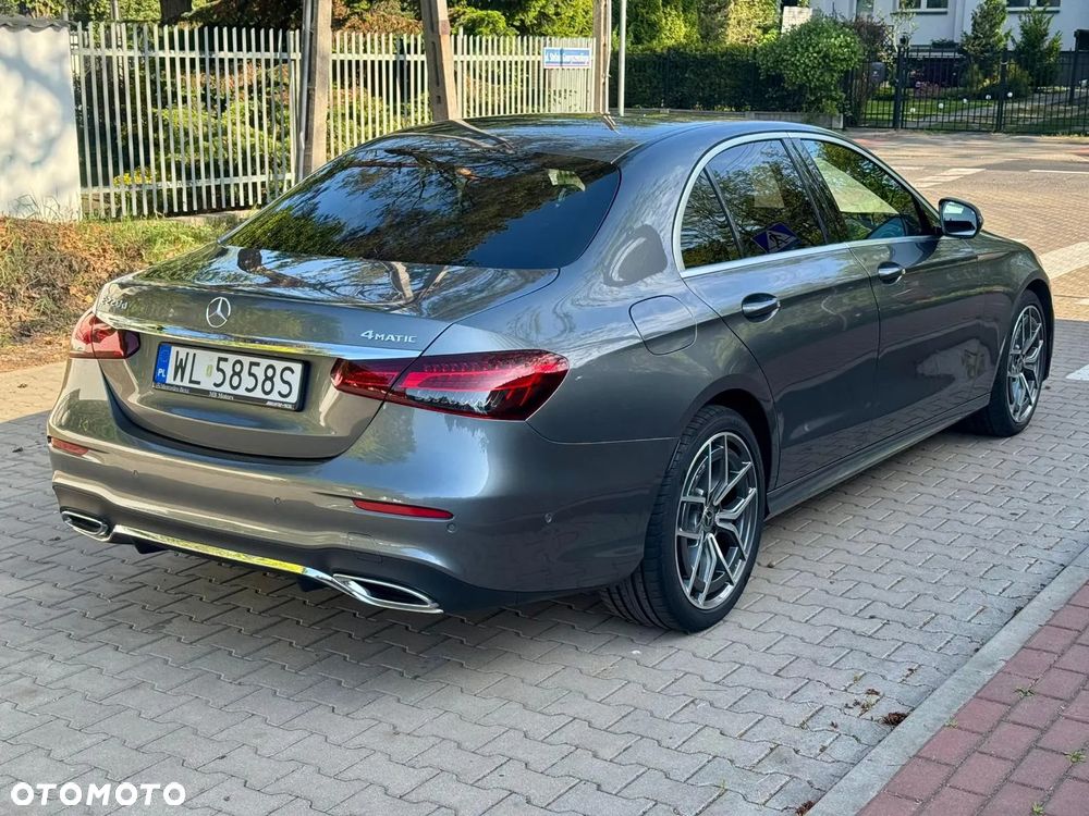 Mercedes-Benz Klasa E 220 d 4Matic 9G-TRONIC AMG Line - 4