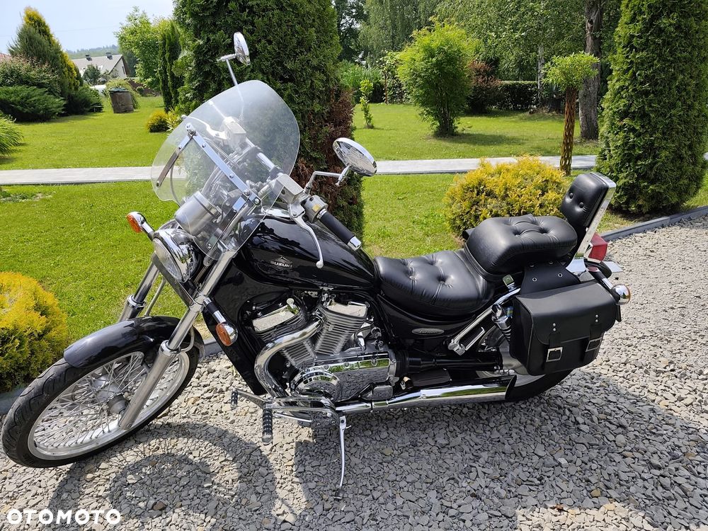 Suzuki Intruder - 5