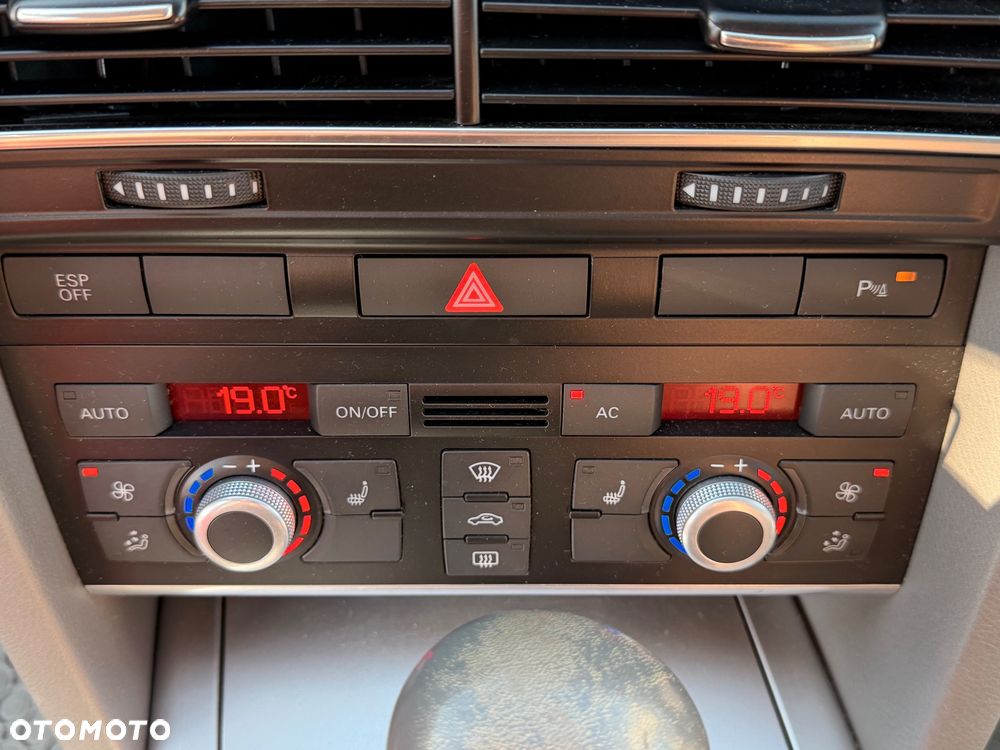 Audi A6 Avant 2.0 TDI DPF multitronic - 27