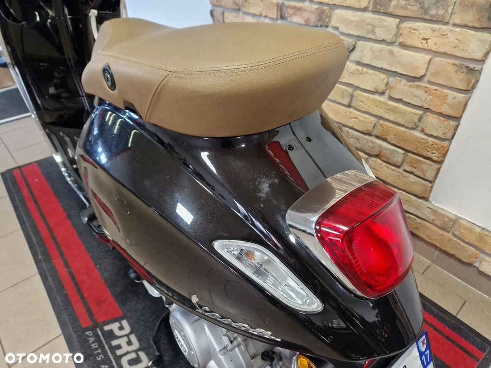 Vespa Primavera - 21