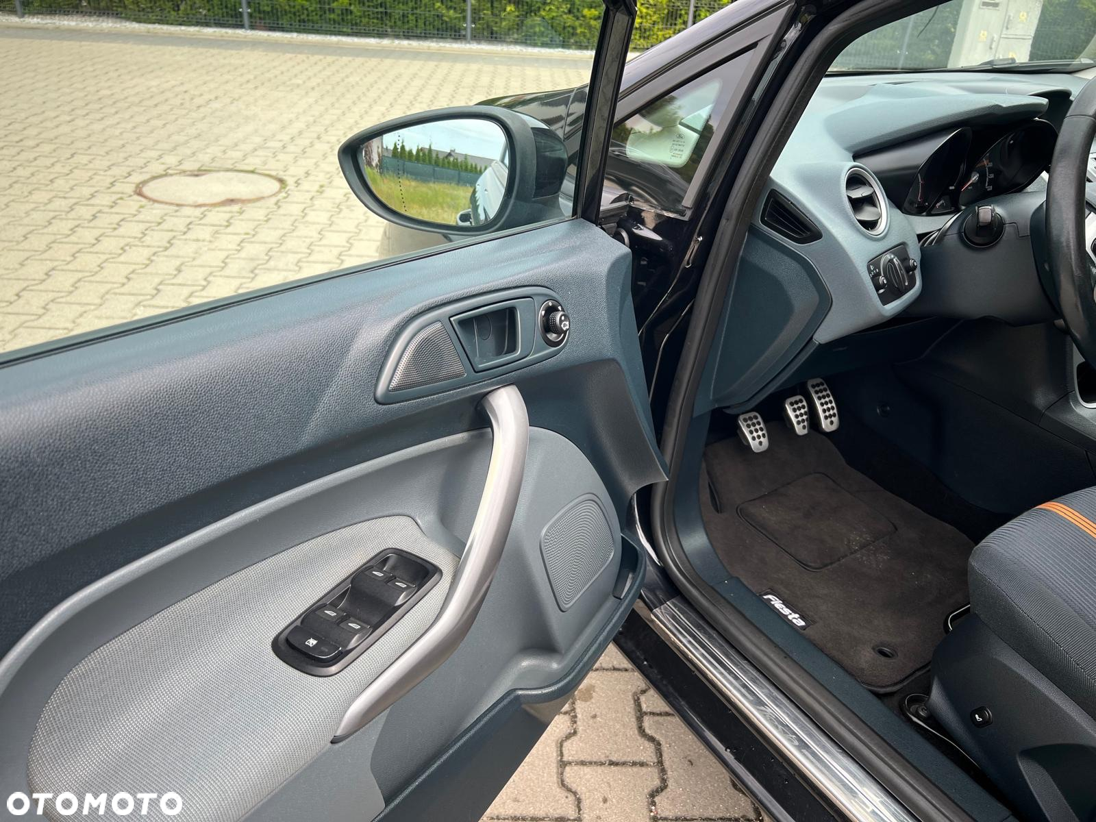 Ford Fiesta 1.25 Titanium X - 10