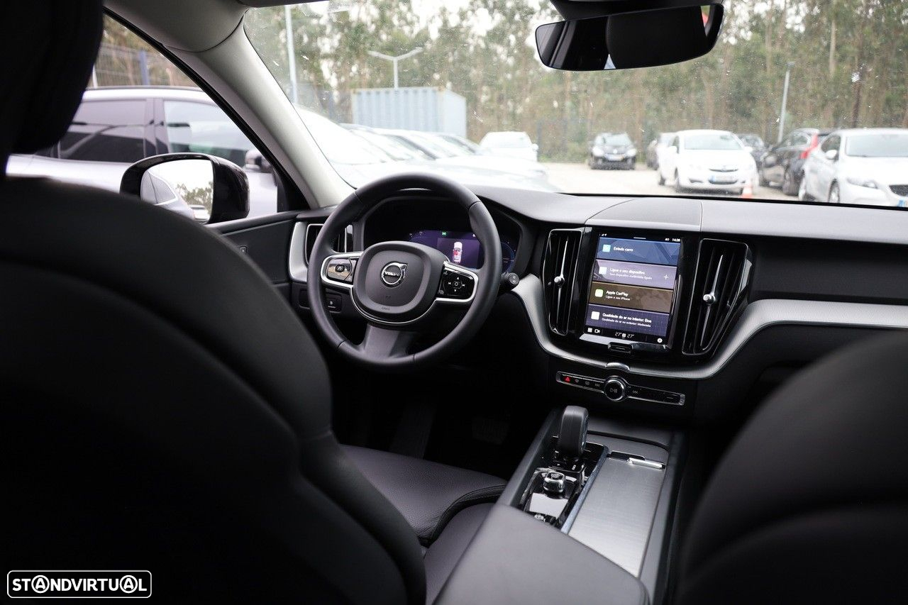 Volvo XC 60 2.0 T6 PHEV Plus Dark AWD - 13