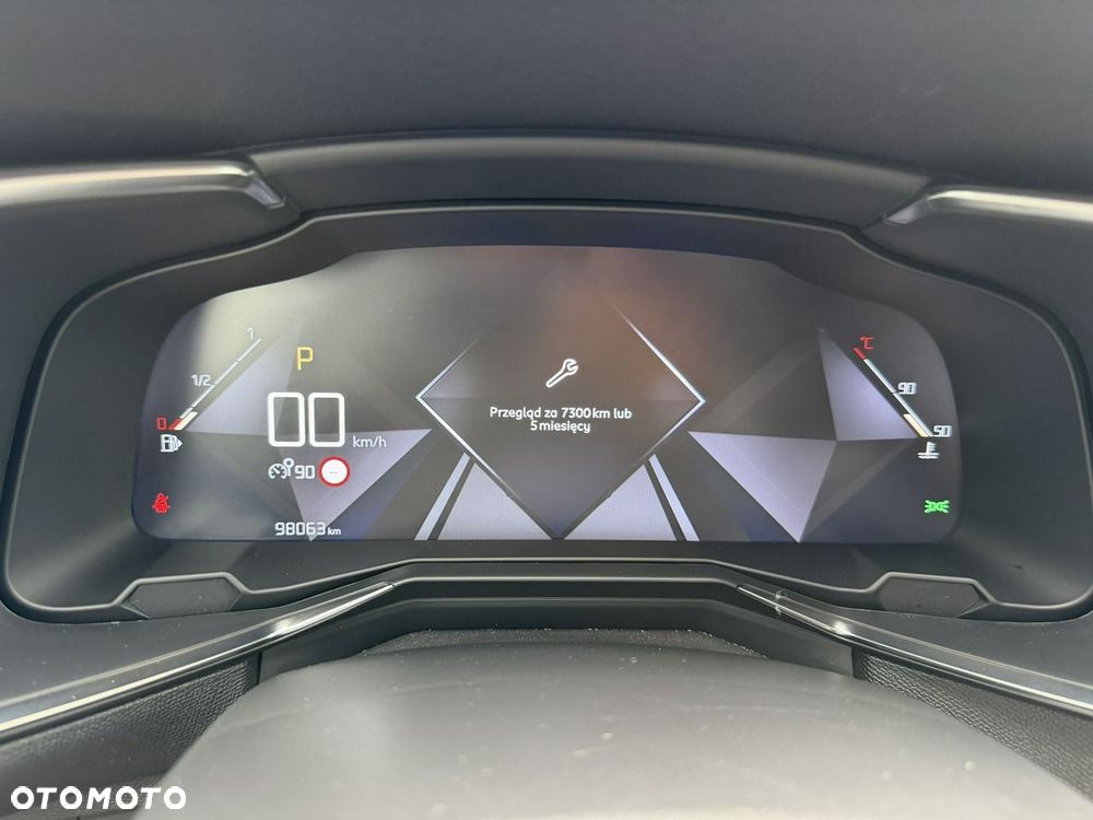 DS Automobiles DS 7 Crossback - 32