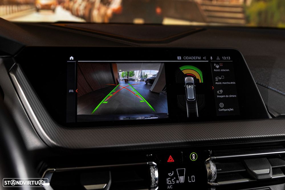 BMW 118 i Pack Desportivo M Auto - 23