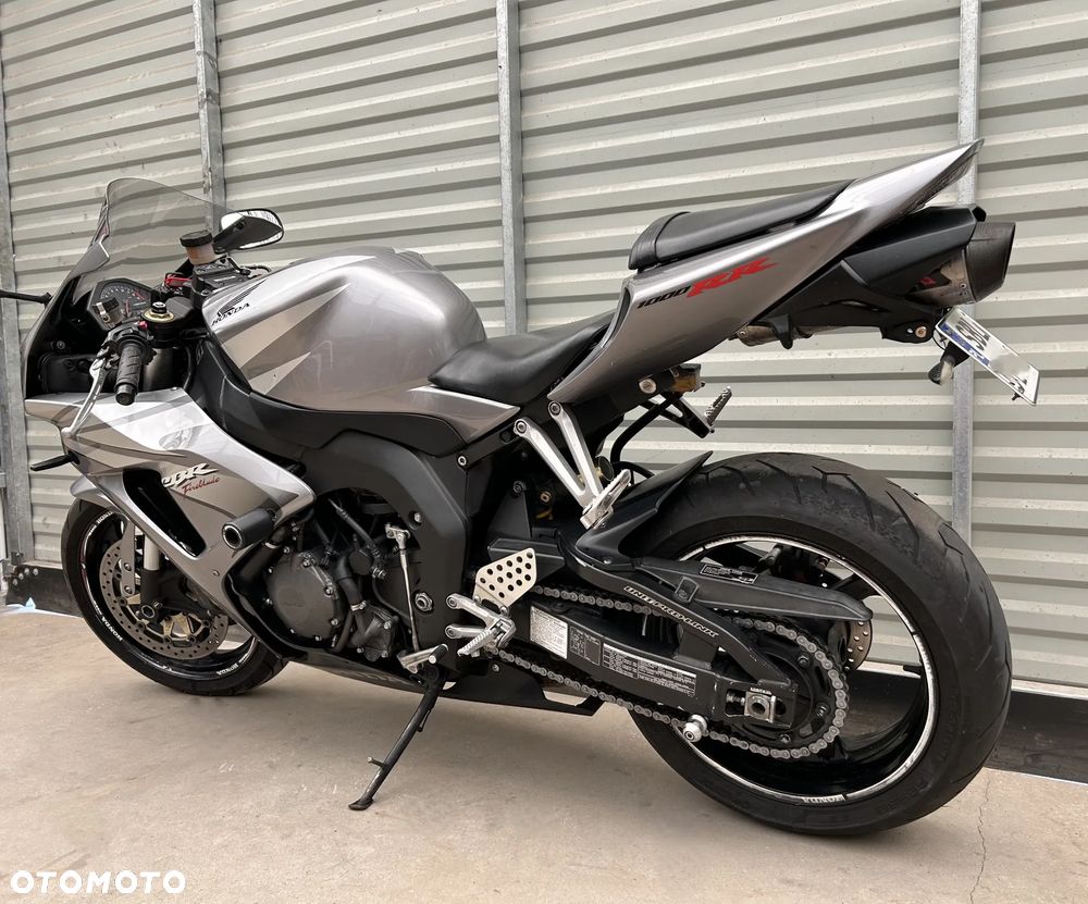 Honda CBR - 3