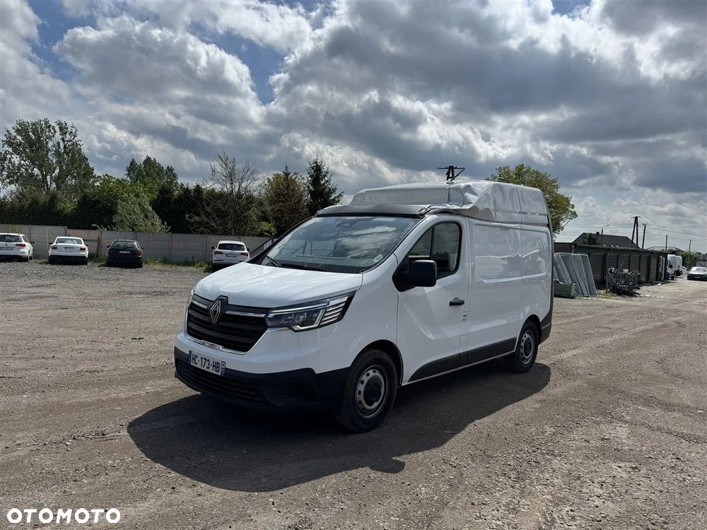 Renault TRAFIC - 9