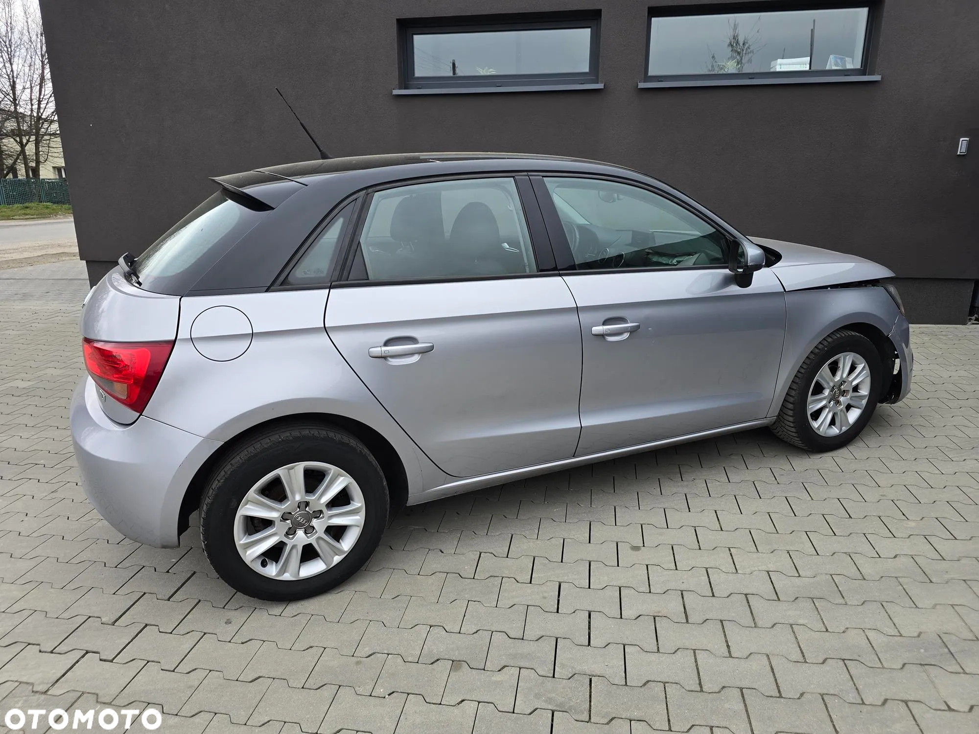Audi A1 1.6 TDI Sportback Attraction - 9