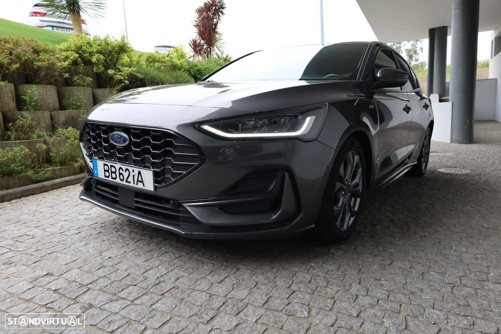 Ford Focus 1.0 EcoBoost MHEV ST-Line - 11