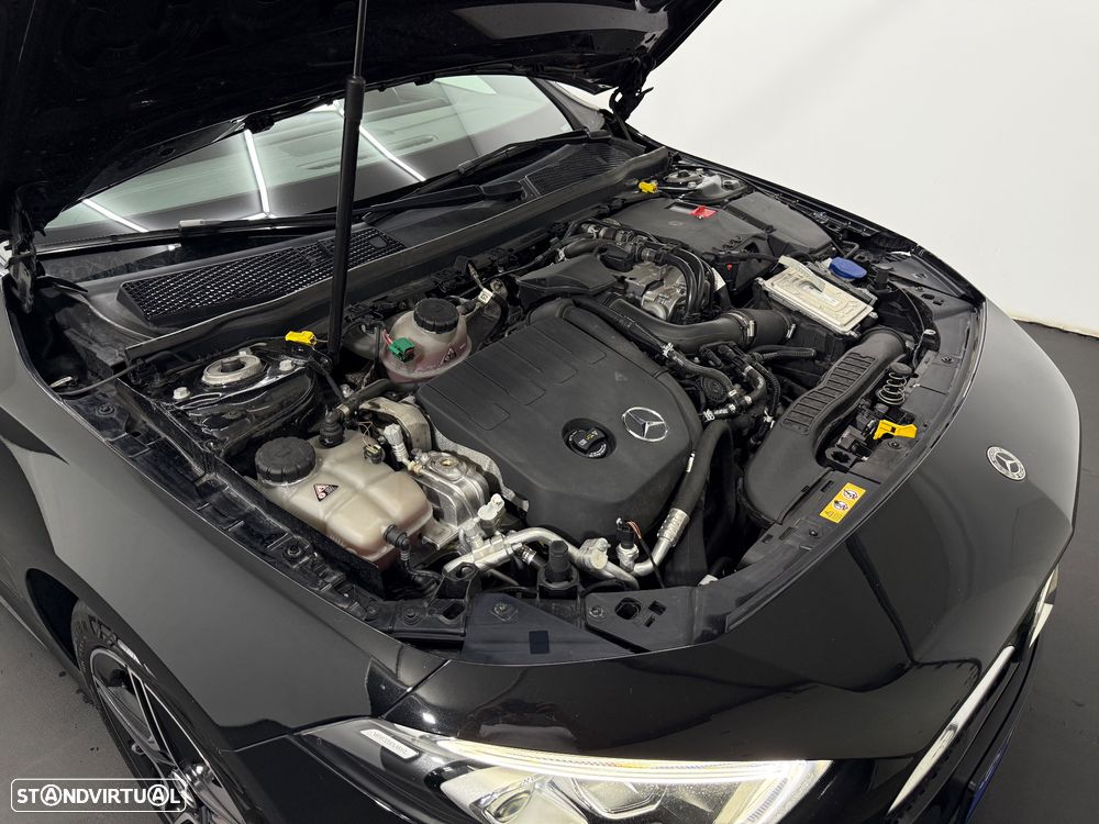 Mercedes-Benz A 250 e AMG Line - 34