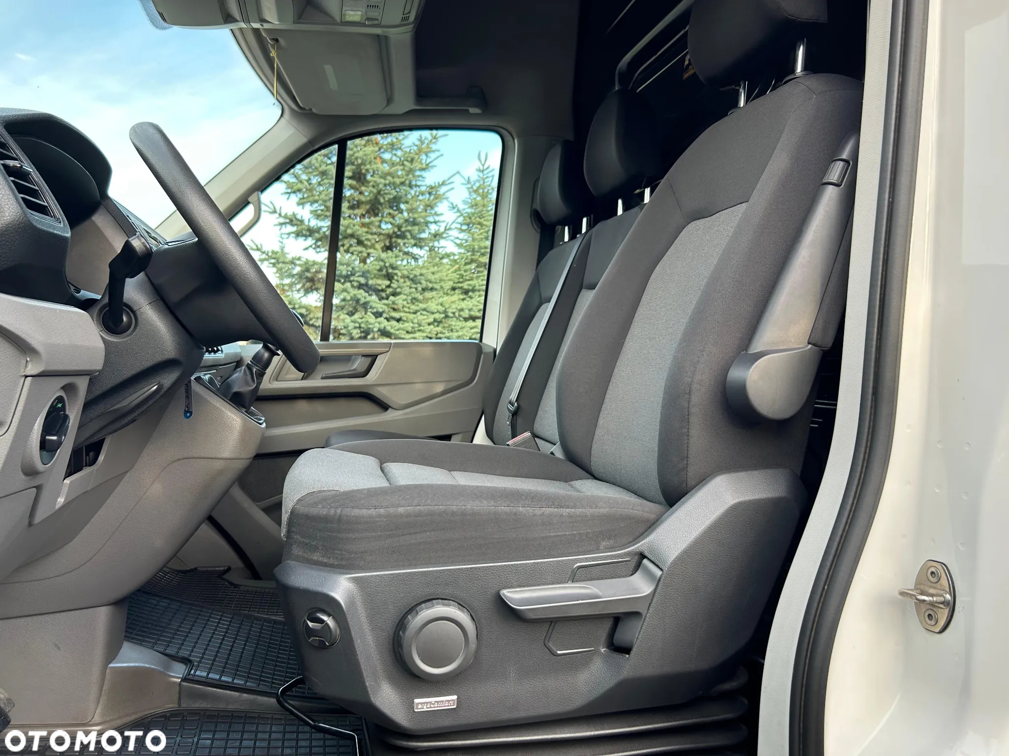 Volkswagen Crafter - 14