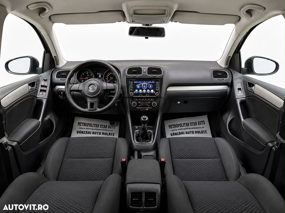 Volkswagen Golf - 6