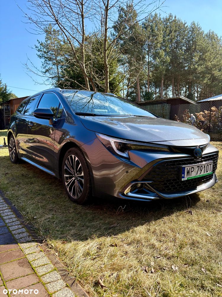 Toyota Corolla - 1