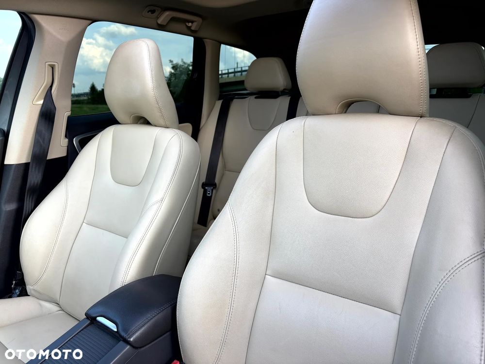 Volvo XC 60 T6 AWD Geartronic Linje Inscription - 10