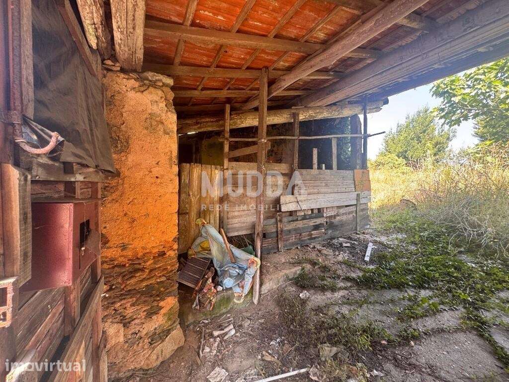 Moradia para Recuperar com Terrenos – São João de Ovar - Grande imagem: 2/12