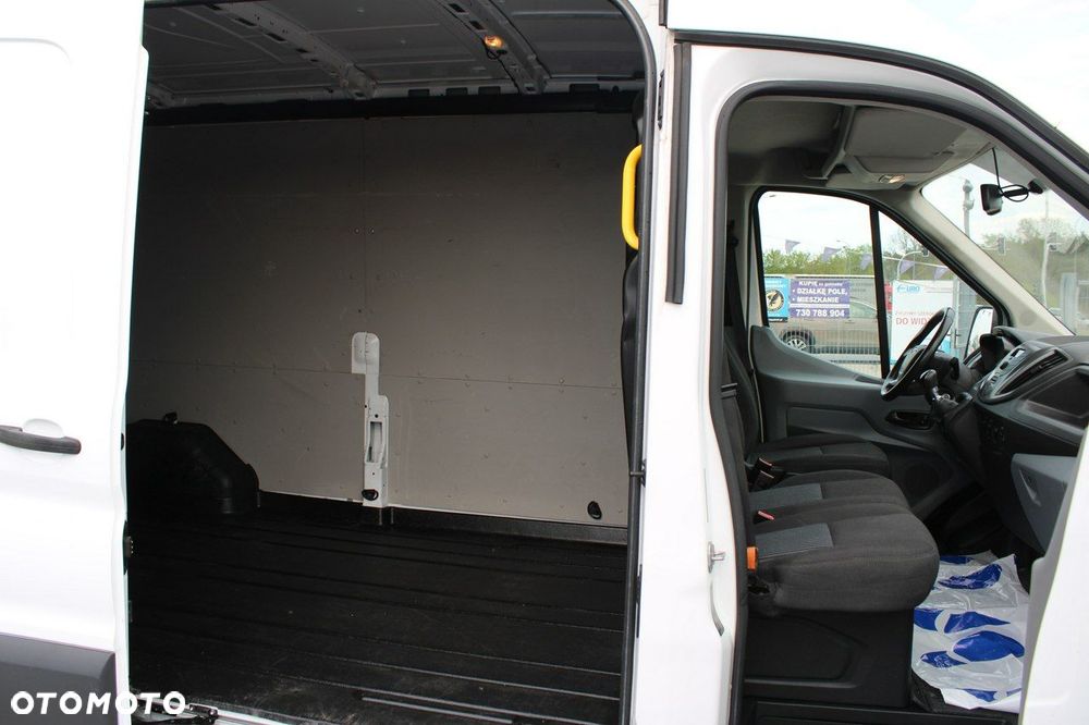 Ford Transit - 22