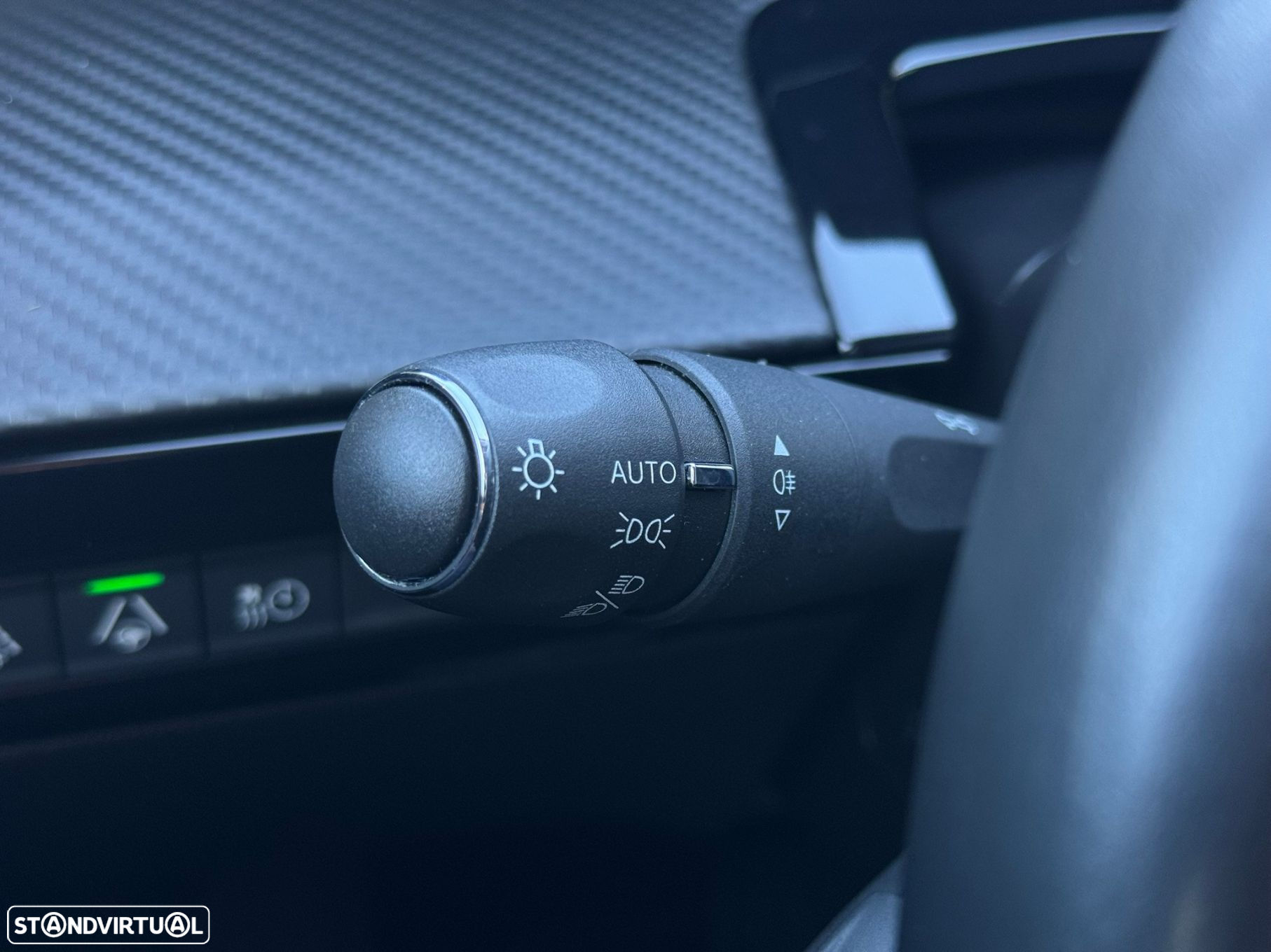 Peugeot 508 1.6 Hybrid Allure Pack e-EAT8 - 32