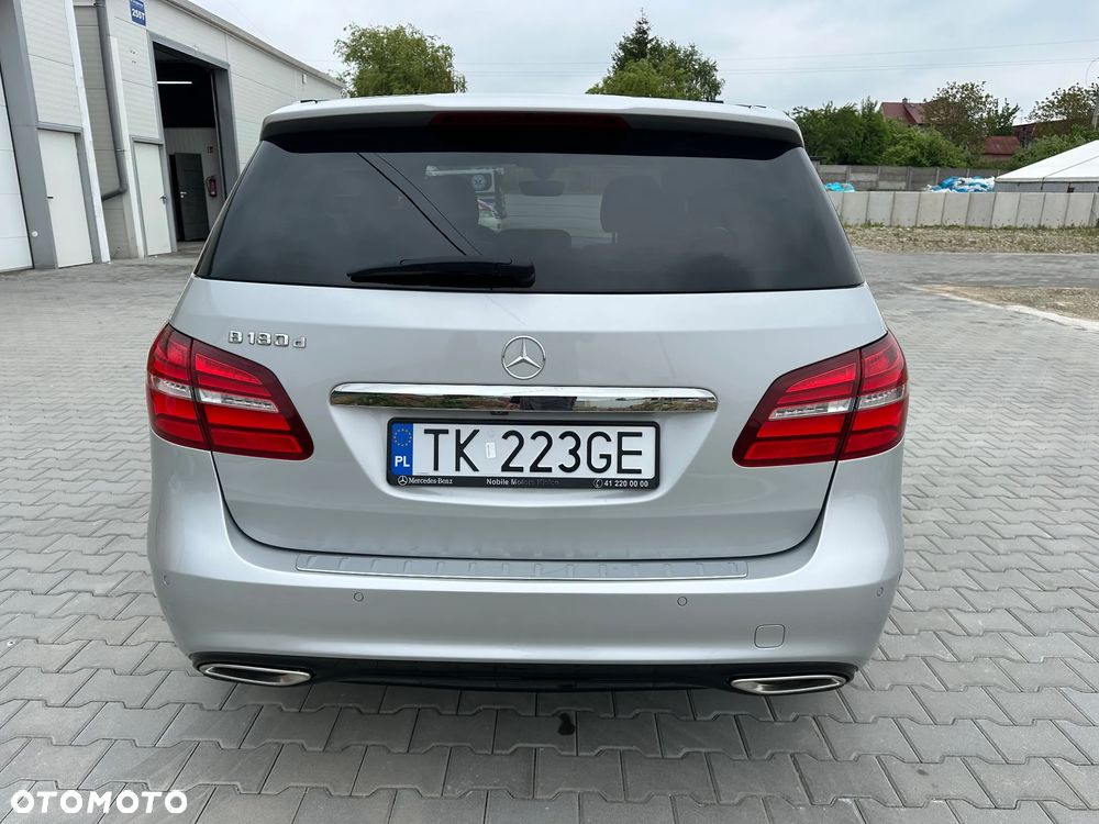 Mercedes-Benz Klasa B 180 d 7G-DCT SCORE - 8