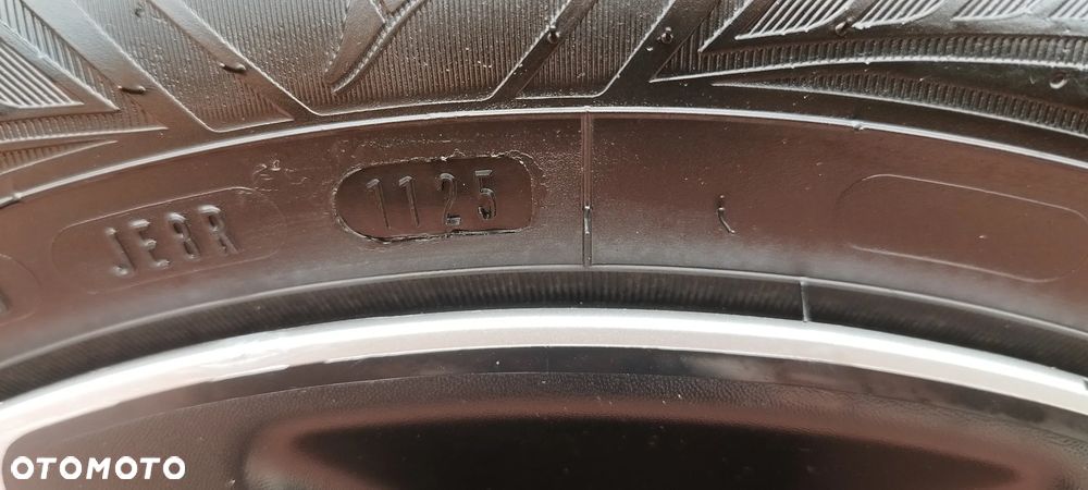 Citroën C3 e-HDi 90 FAP Exclusive - 19