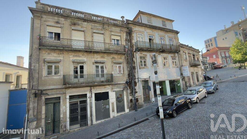 Prédio em Peso da Régua e Godim de 706 m2 - Grande imagem: 3/34