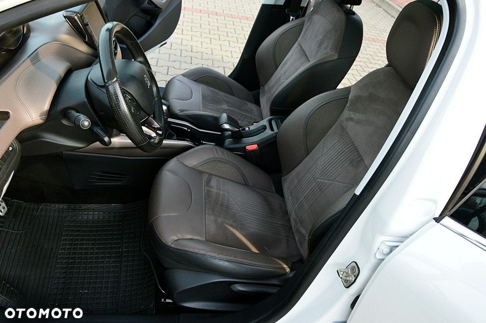 Peugeot 2008 120 VTI Allure - 6