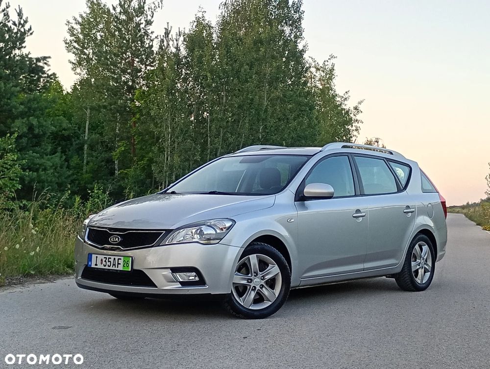 Kia Ceed - 1