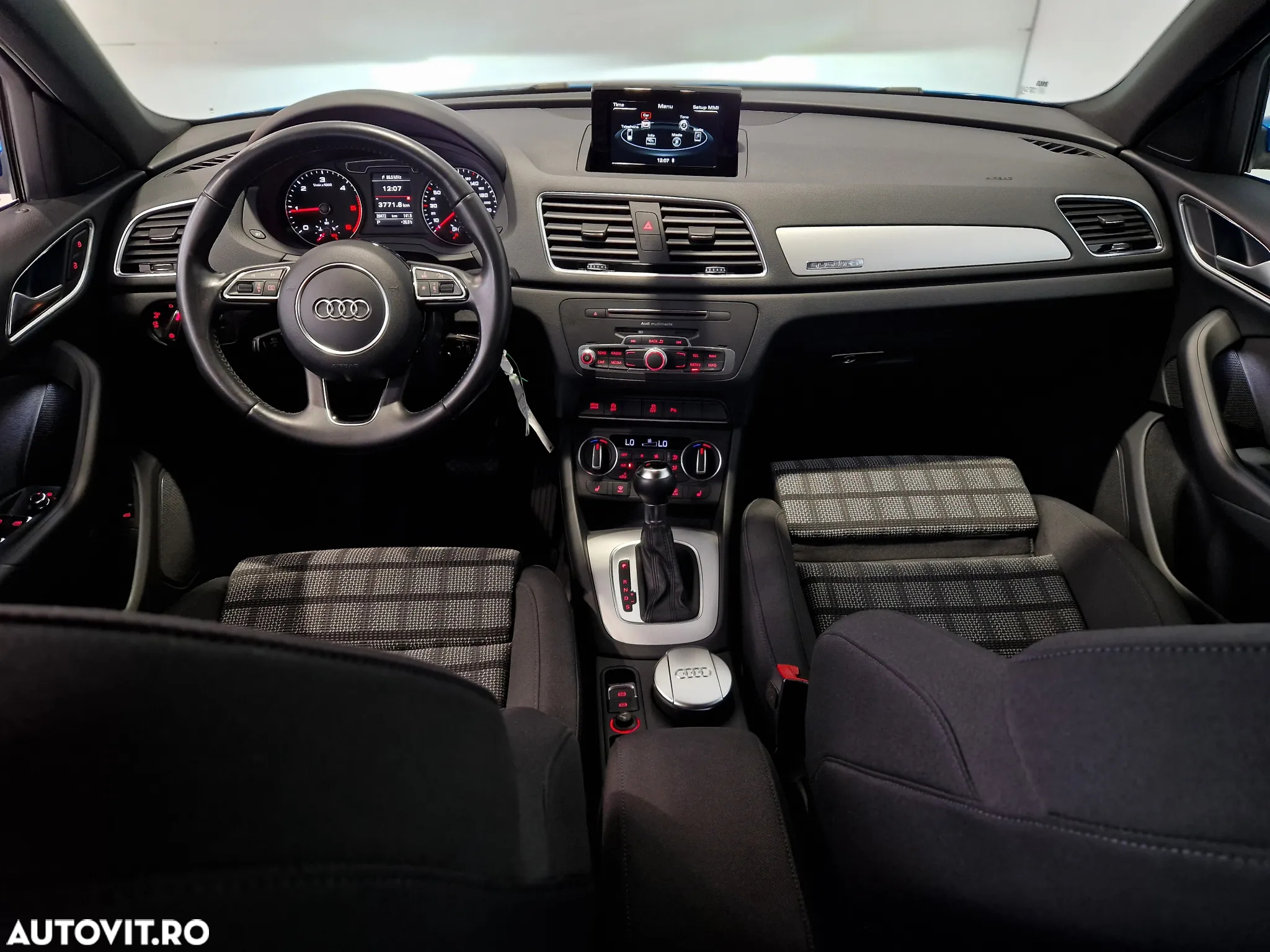 Audi Q3 2.0 TDI Quattro Stronic Sport - 12