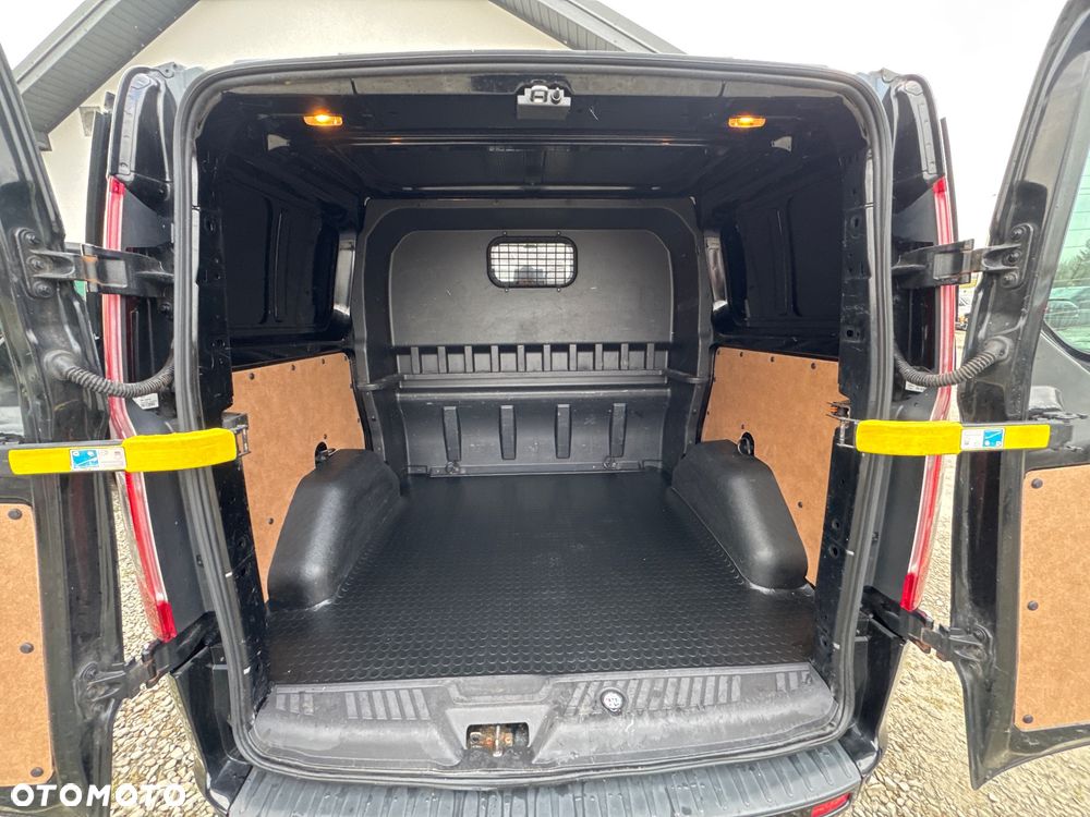 Ford Transit Custom - 22