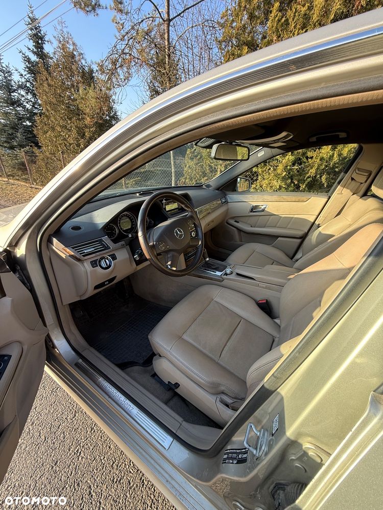 Mercedes-Benz Klasa E 200 BlueTEC 7G-TRONIC Avantgarde - 18