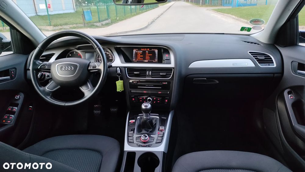 Audi A4 Avant 2.0 TDI quattro - 16