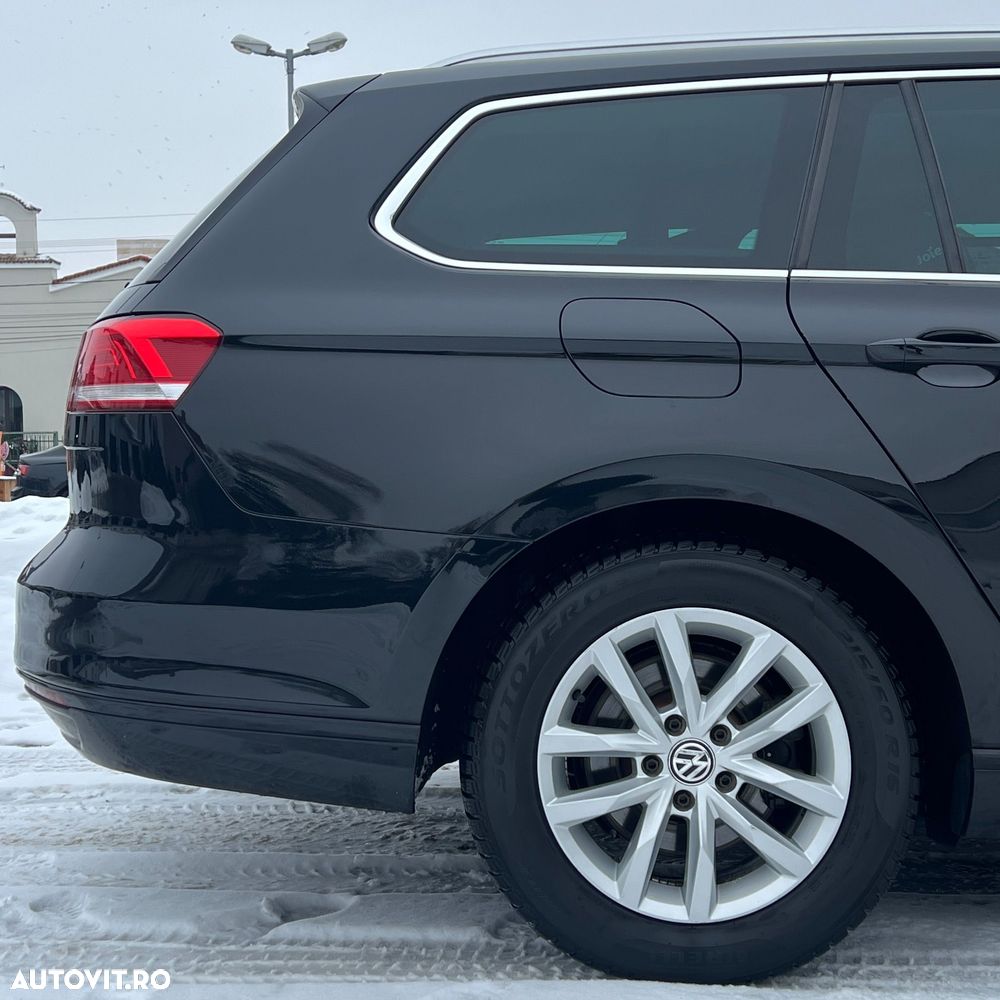 Volkswagen Passat 2.0 TDI DSG Comfortline - 9