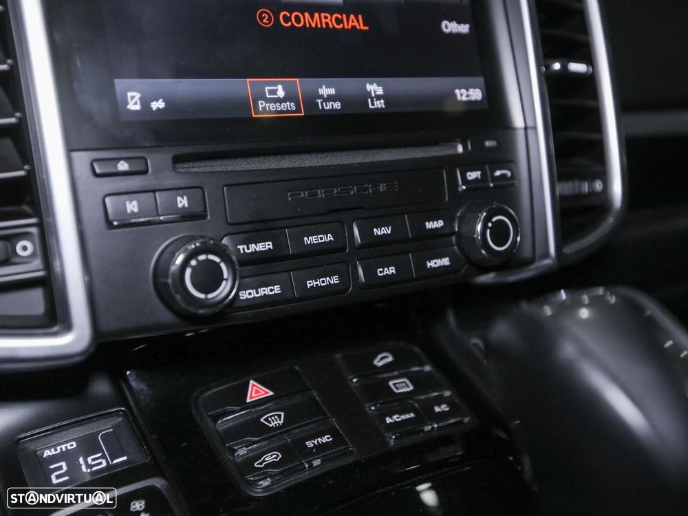 Porsche Cayenne S E-Hybrid Platinum Edition - 30