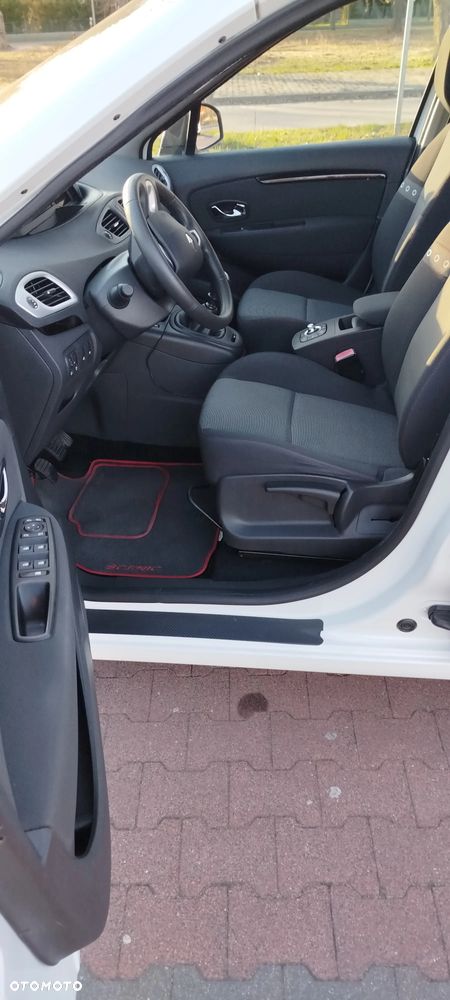 Renault Scenic 1.6dCi Energy TomTom Edition - 9