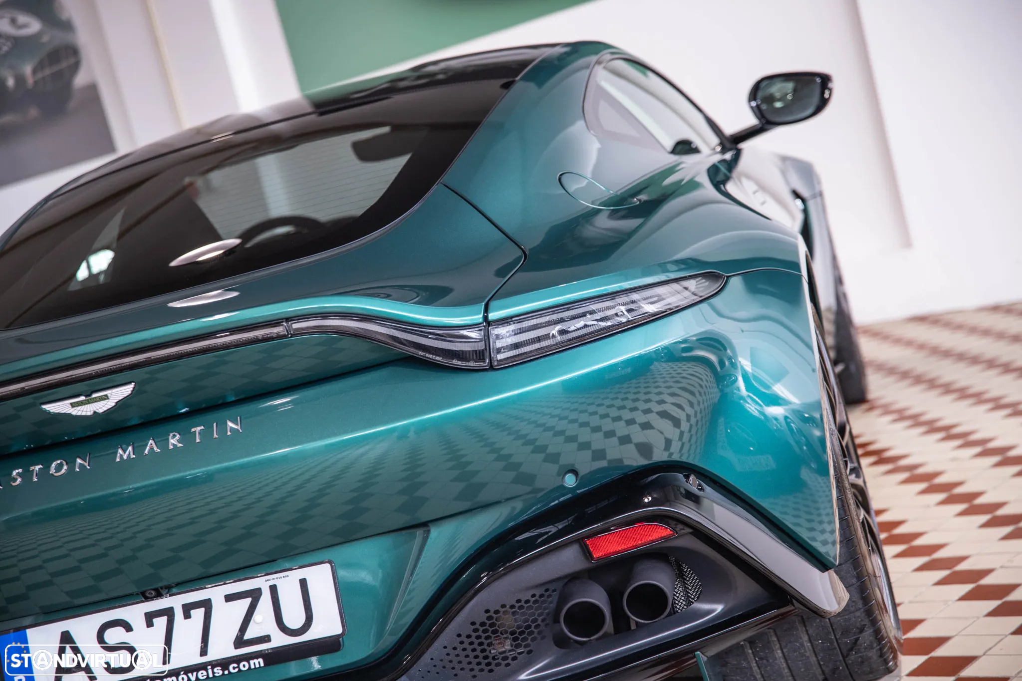 Aston Martin Vantage Coupe V8 F1 Edition - 8