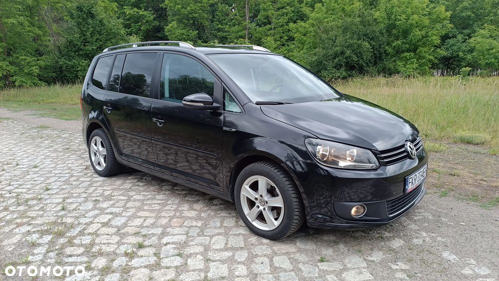 Volkswagen Touran - 4