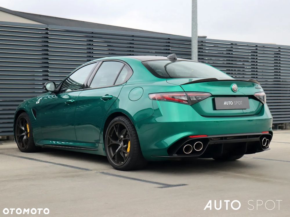Alfa Romeo Giulia 2.9 Bi Turbo V6 Quadrifoglio - 4